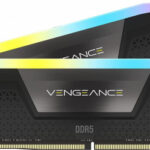 Memoria RAM CORSAIR VENGEANCE RGB de 32 GB (2 x 16 GB) a 5200 MHz C40 — Blanco_0