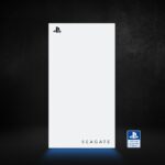 Seagate Game Drive para PS5 SSD Externo de 1 TB Unidad de Estado sólido - USB 3.2 con Licencia Oficial Blanca con iluminación LED Azul (STMH1000100)_0